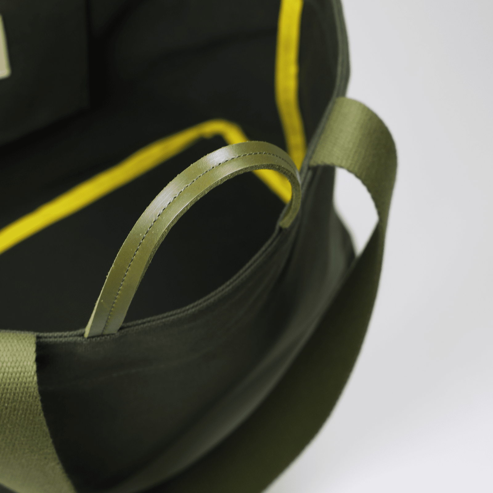 Hugh Sport | Olive Canvas Blair Ritchey