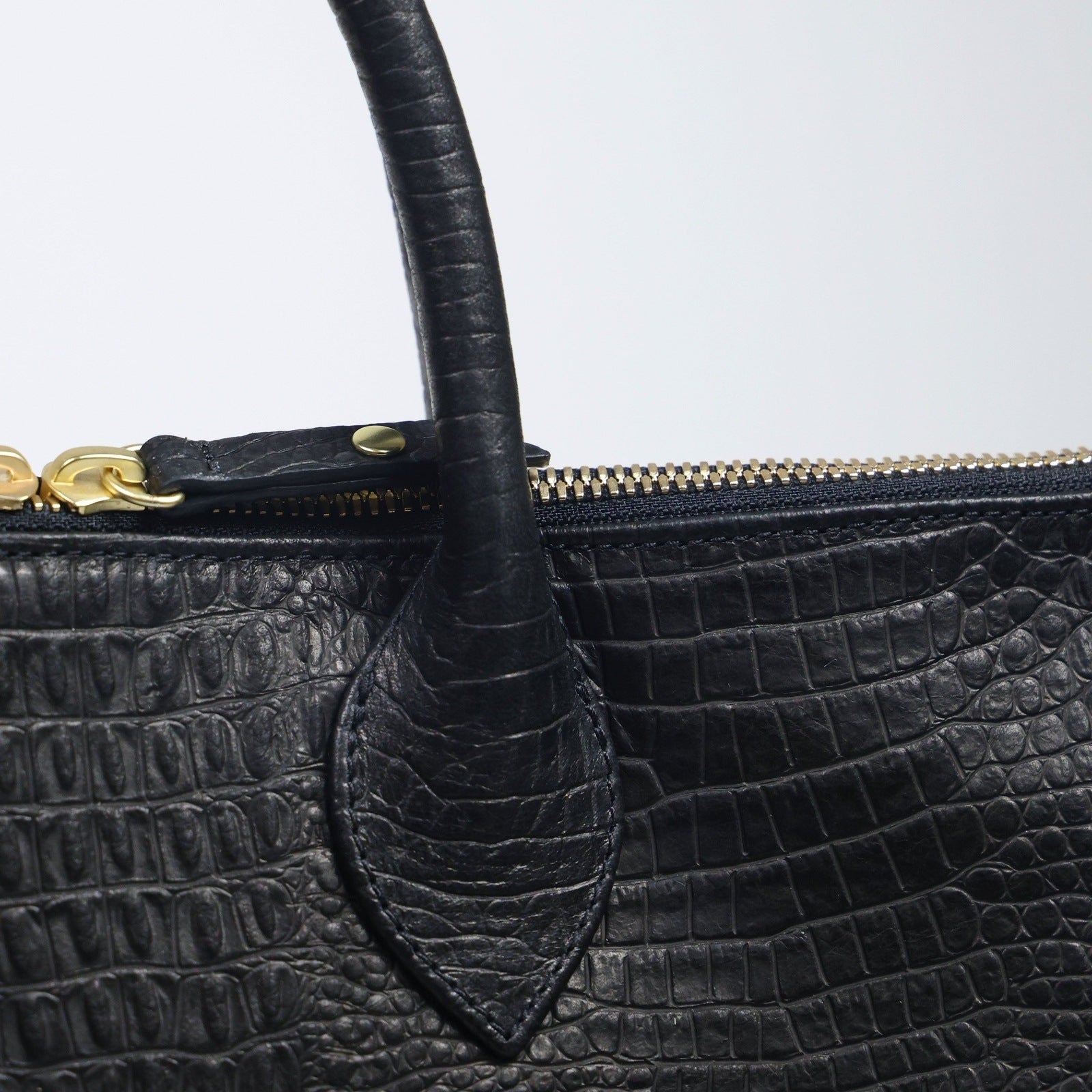 Mini Hugh Crossbody | Black Gator Blair Ritchey
