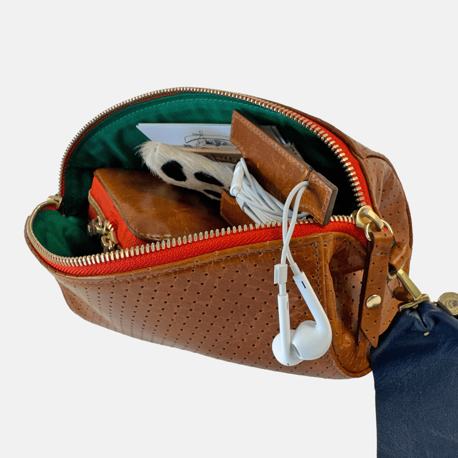 BB Voyager | Perforated Chestnut Blair Ritchey